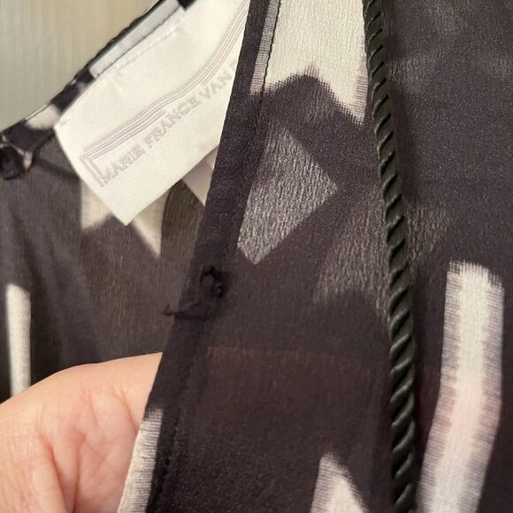 Marie France Van Damme Ethnic Printed Silk Short Boubou Caftan Black White OS - Picture 14 of 16